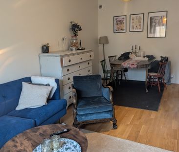 Gamla Huddingevägen, Älvsjö - Photo 1