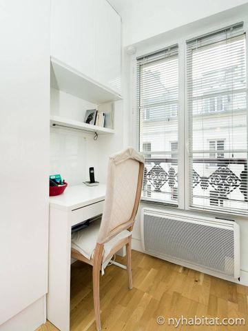 Logement à Paris, Location meublée - Photo 5