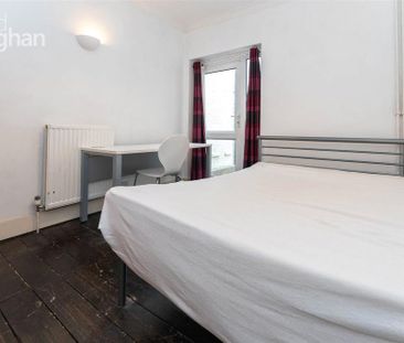 4 bedroom terraced house to rent - Photo 5