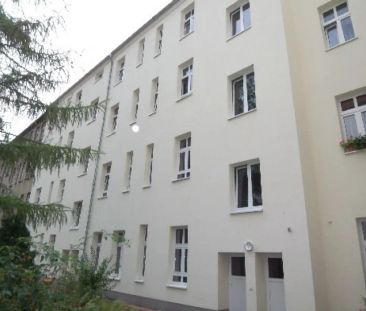 Kleine Single-Wohnung im san. Altbau***Laminat***Dusche***offene Kü... - Foto 4