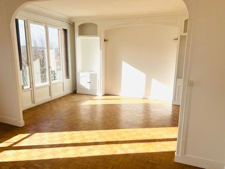 Location Appartement 4 pièces 81m² - Photo 2