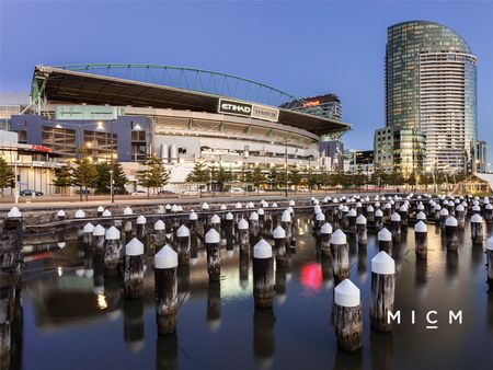 2102/100 Harbour Esplanade - Photo 4