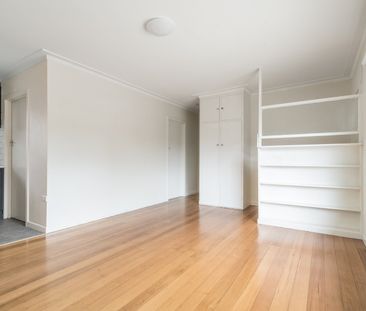 Updated Central Unit - Photo 1