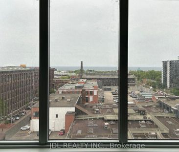 For Lease - 285 Dufferin St Street Unit# #813 Master Bedroom, Toron... - Photo 1