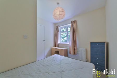 4 bedroom terraced house to rent - Photo 4
