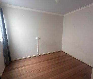 Three Bedroom and large Balcony - Photo 6