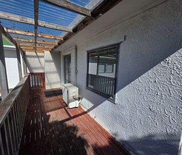 2BR Unit in Hokowhitu - Photo 2