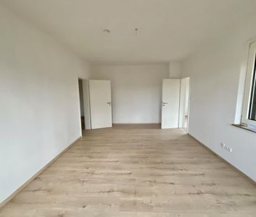 große Küche und Balkon: 3-Zimmer-Wohnung in Gütersloh - Photo 1