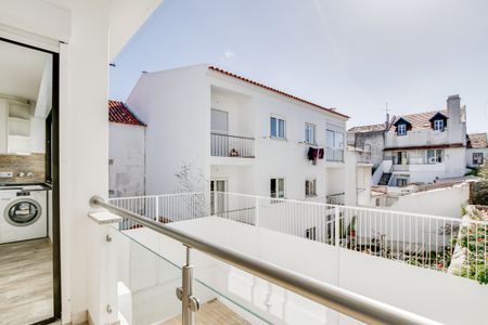 4 Bedroom Duplex Apartment with Sea View in the Historic Center of Cascais - Photo 5