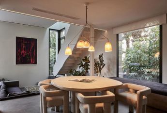 Luxury Villa for rent in Marbella Del Este, Andalusia