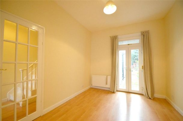 3 bedroom end of terrace house to rent - Photo 1