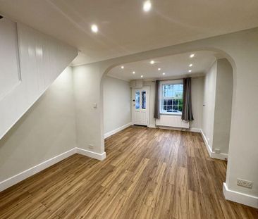 2 bedroom property to rent - Photo 1