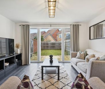 2 bedroom end of terrace house to rent - Photo 1