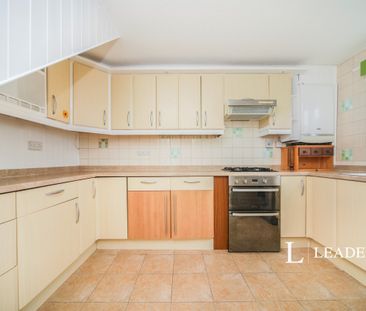 3 bedroom semi-detached to rent Sturdee Close IP24 2LF - Photo 5
