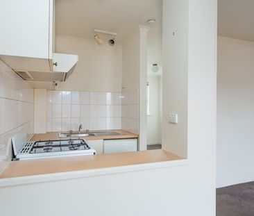 Bright One Bedroom In The Heart Of Prahran - Photo 1