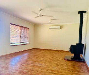 CHARMING RURAL PROPERTY - Photo 2