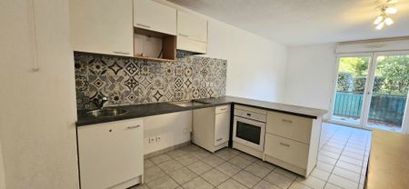 Location Appartement 2 pièces 46m² LE LUC 83340 - Photo 3