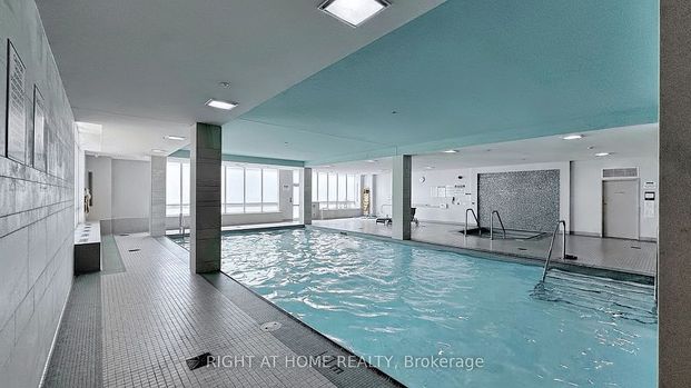 For Lease - 95 North Park Road Unit# PH16, Vaughan, Ontario - Photo 1