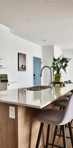APPARTEMENT À LOUER - Photo 1