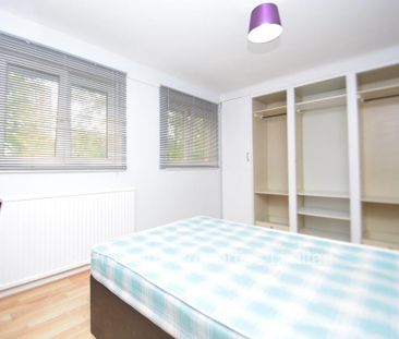 4 bedroom townhouse to rent - Photo 3