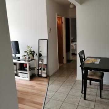 Grand 3½ à 845$, eau chaude et chauffage inclus, Sherbrooke Est - Photo 3