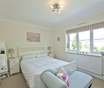 2 bedroom semi-detached house to rent - Photo 2