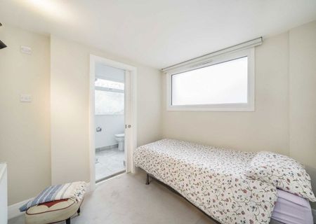 Ribblesdale Road, SW16 6SF, London - Photo 2