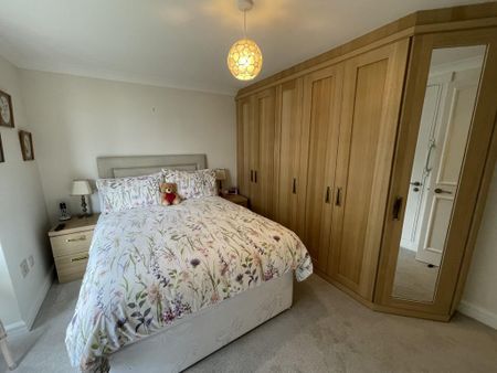 2 bedroom apartment to rent - Photo 5