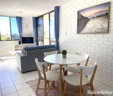 19/20 Barney Street, Barney Point, QLD 4680 - Photo 2