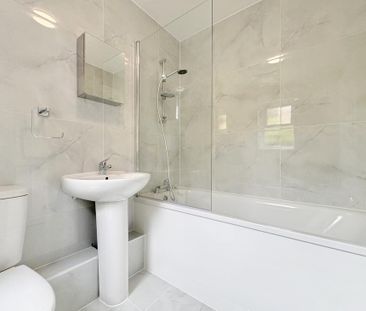 Studio to rent - Photo 6