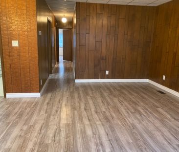 For Lease - 1054 East Avenue, Mississauga, Ontario - Photo 4