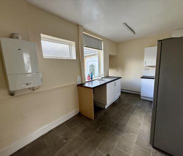 2 bedroom terraced house to rent - Photo 6