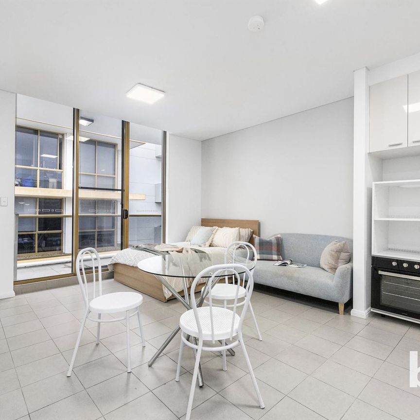 738/2 Mill Park Street, Rhodes. - Photo 1