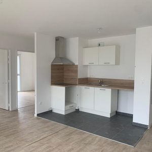 Appartement à louer, 3 pièces - Angers 49000 - Photo 2