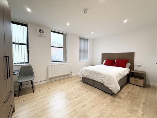 Studio to rent - Photo 1