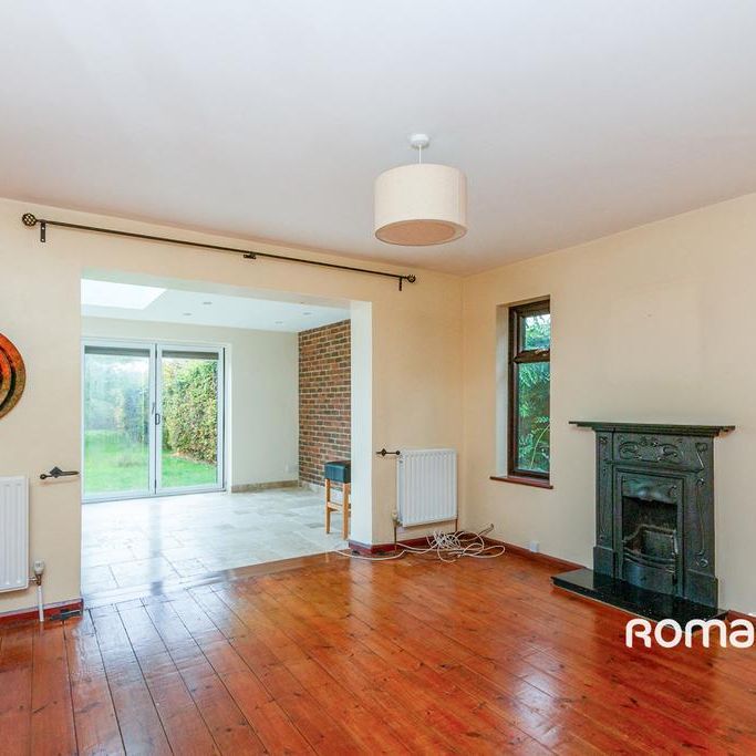 5 bedroom detached house to rent - Photo 1