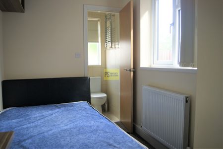 181 Tiverton Road - Photo 4