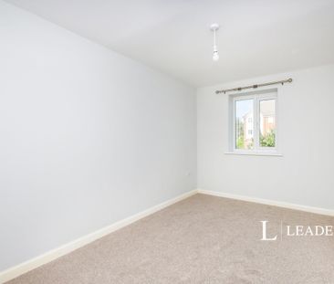 4 bedroom town house to rent Weavers Close - Photo 2