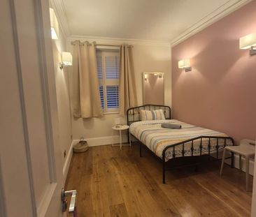 Room in a Shared Flat, Park Mansions, SW8 - Photo 6