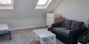 Studio Flat, Wellington Road South, TW4 - Photo 3
