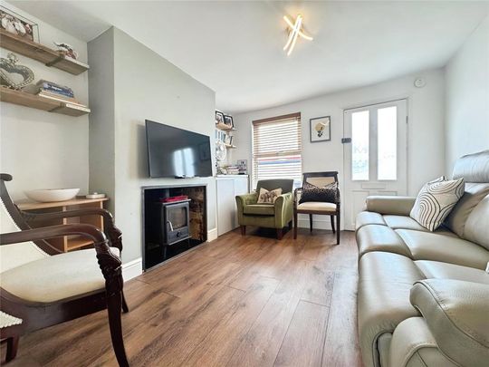 1 bedroom end of terrace house to rent - Photo 1