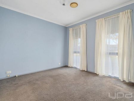 6 Lloyd Court, BROOKFIELD - Photo 3