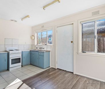 3/30 Chifley Avenue, Altona - Photo 3