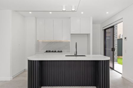 1 First Avenue, Toongabbie. - Photo 3