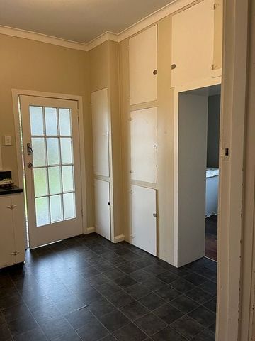 2 Bedroom house with garage and new bathroom - Photo 2