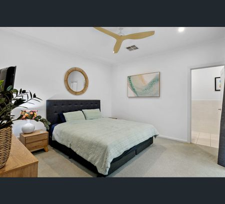 6 Olivia Court, Lightsview, SA 5085 - Photo 2