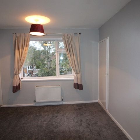 Landseer Road, LS13 - Photo 1