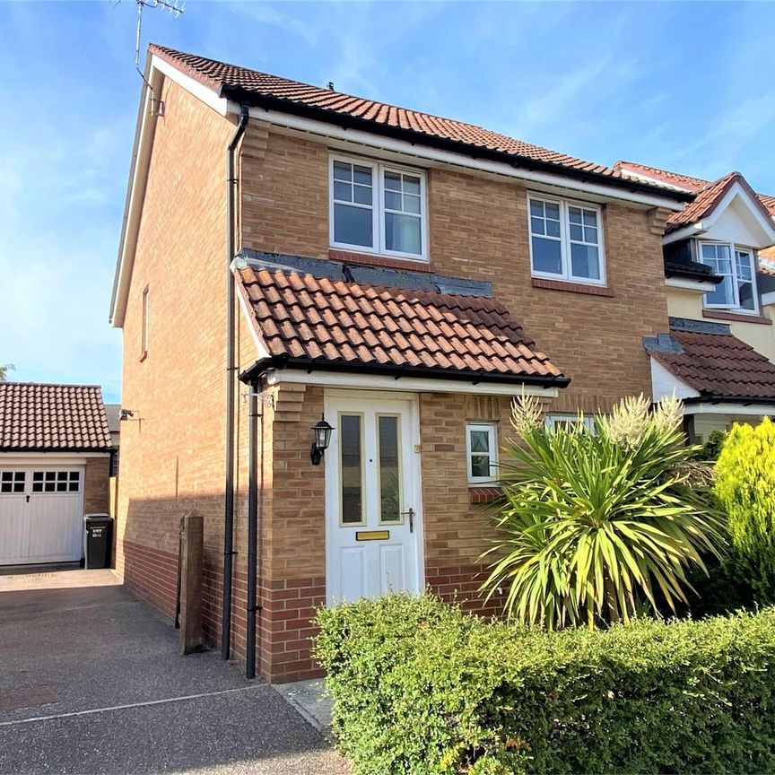 Warres Road, Taunton - Photo 1