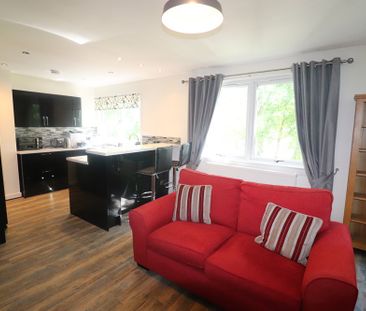 7 Postcliffe House - Photo 6