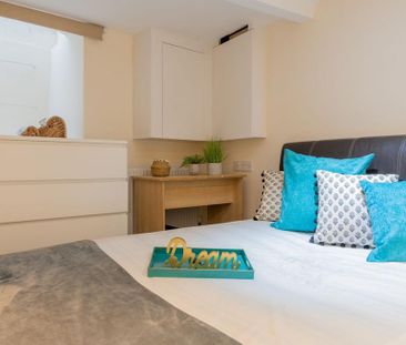 5 bedroom house to rent - Photo 4